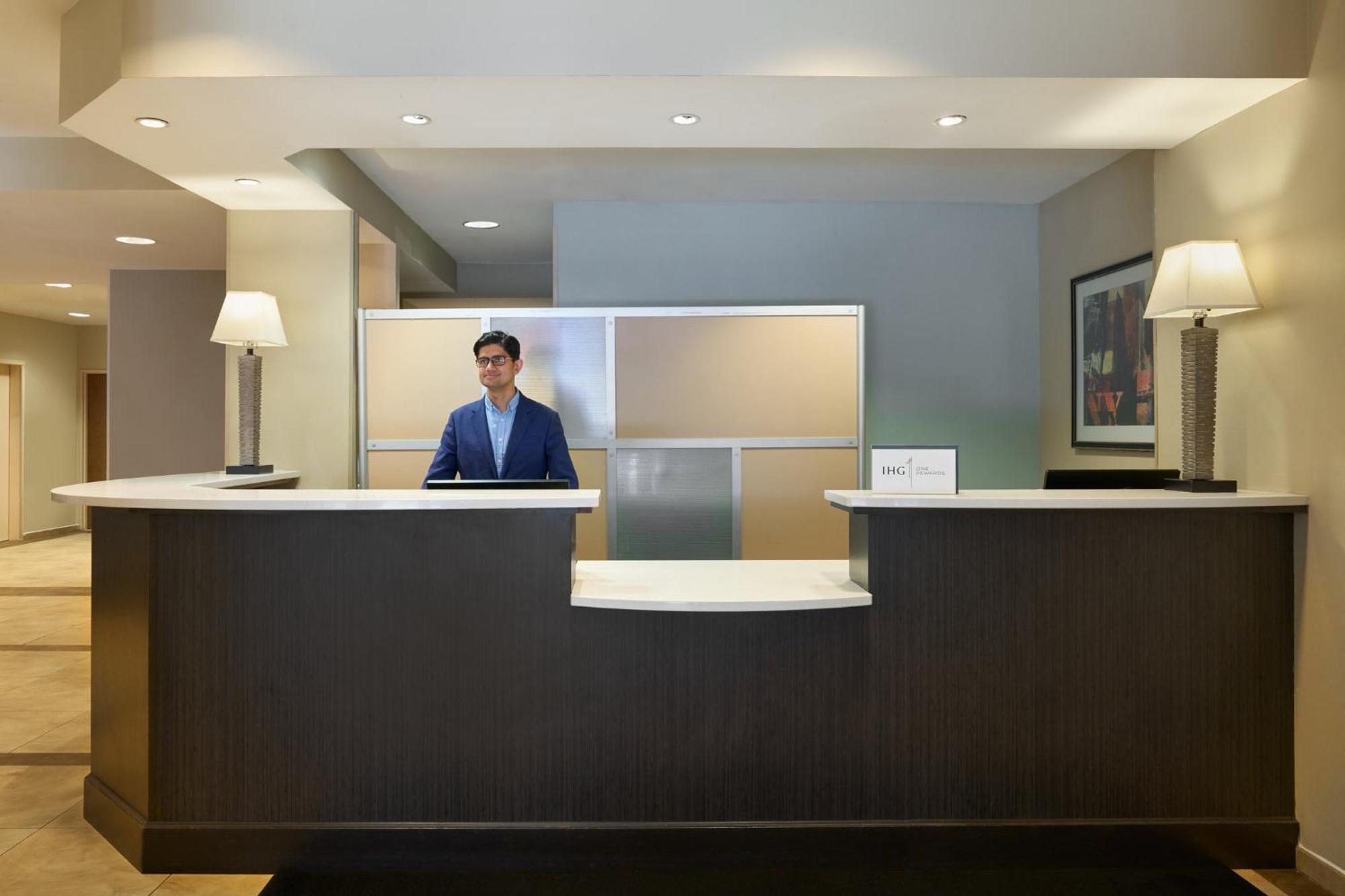 Candlewood Suites Nyc -Times Square By Ihg New York Bagian luar foto