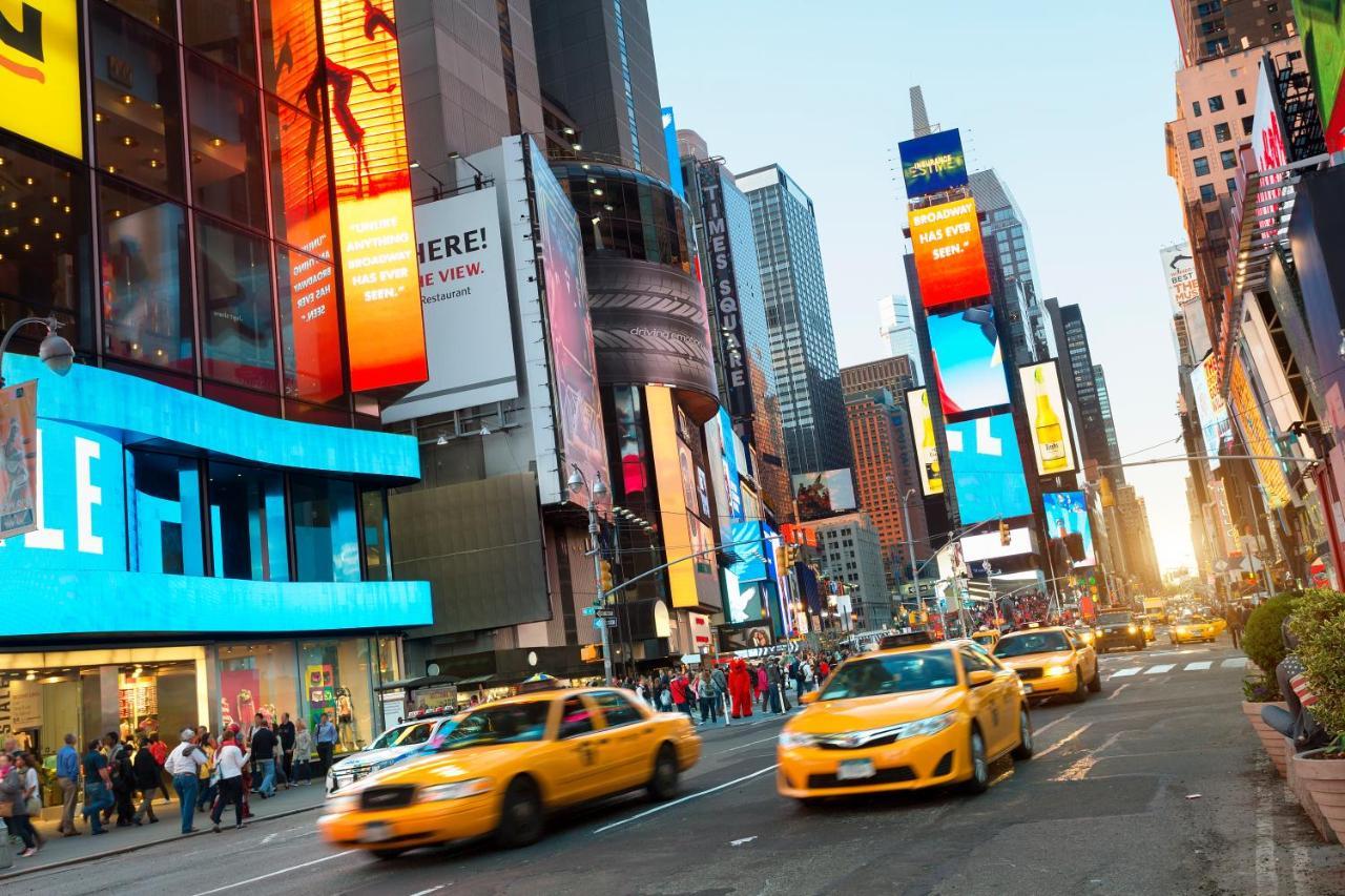 Candlewood Suites Nyc -Times Square By Ihg New York Bagian luar foto